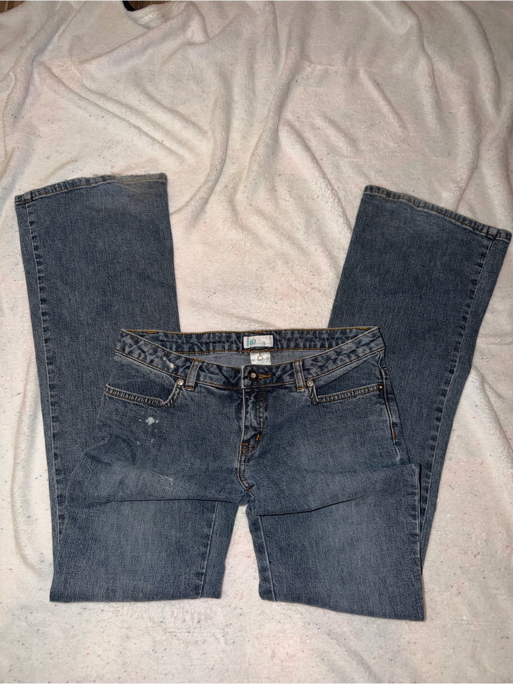 Jennifer Lopez Women's bootcut Jeans in Dark Wash